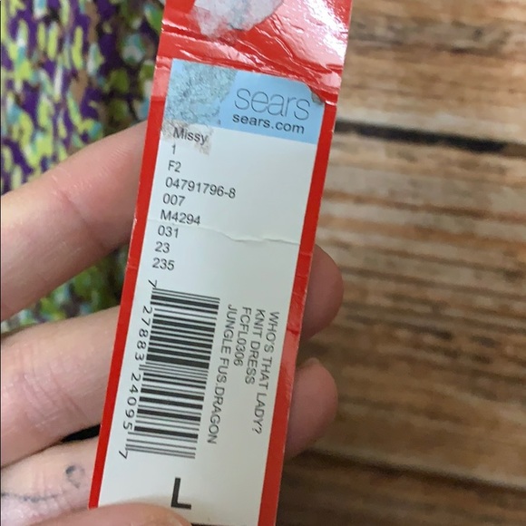 3/$20 French Connection Who’s that Lady Dress - Picture 4 of 5